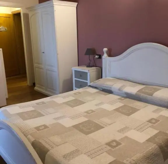 スタンダード4人部屋, Agriturismo Borgo Tecla