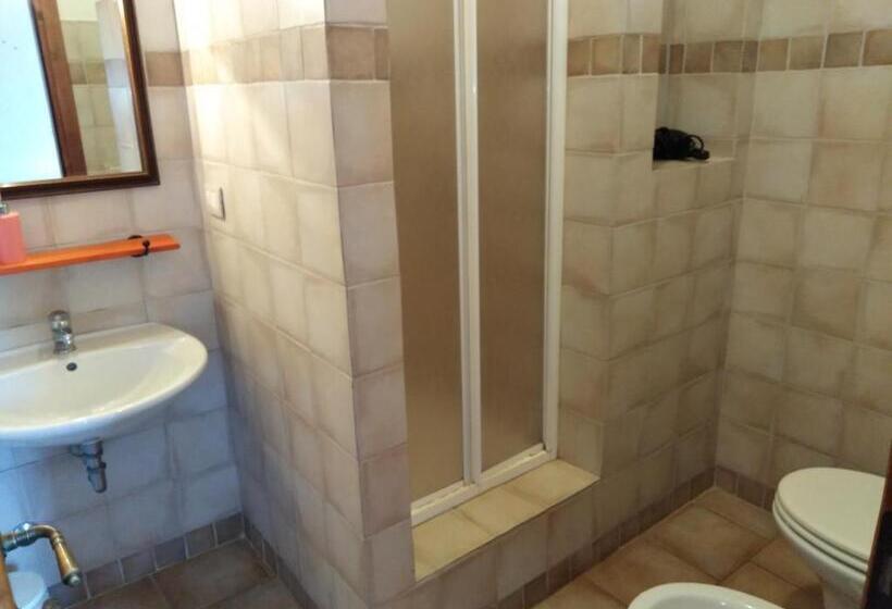 اتاق استاندارد, Agriturismo La Svolta