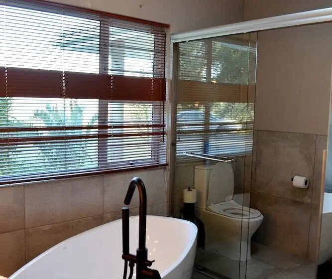 Deluxe-huone, Kududu Guest House