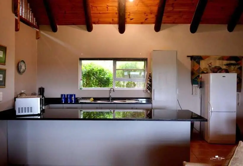 Talo 1 Makuuhuone, Kududu Guest House