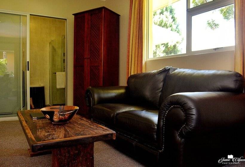 デラックスルーム, Kududu Guest House