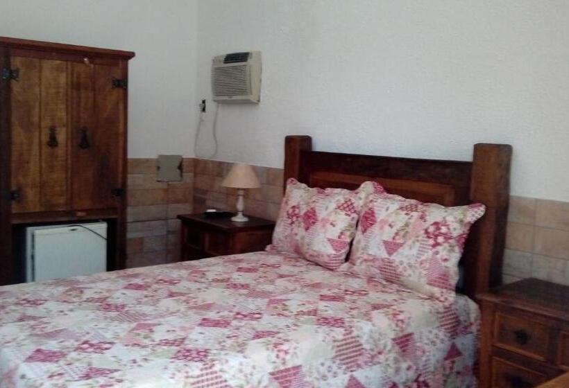 4인용 스탠다드 룸, Pousada Berço Da Liberdade