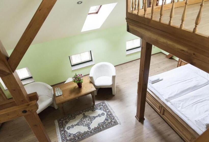 חדר סטנדרט לארבעה, Rezidence Zvon