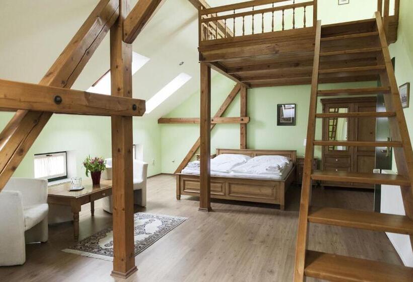 חדר סטנדרט לארבעה, Rezidence Zvon