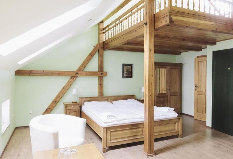 חדר סטנדרט לארבעה, Rezidence Zvon