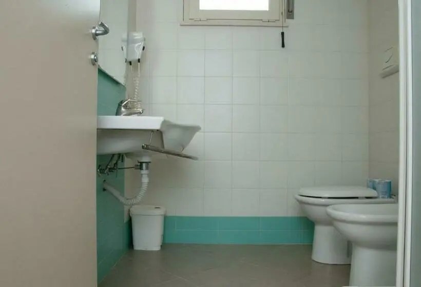 استودیوی استاندارد, Residence Art