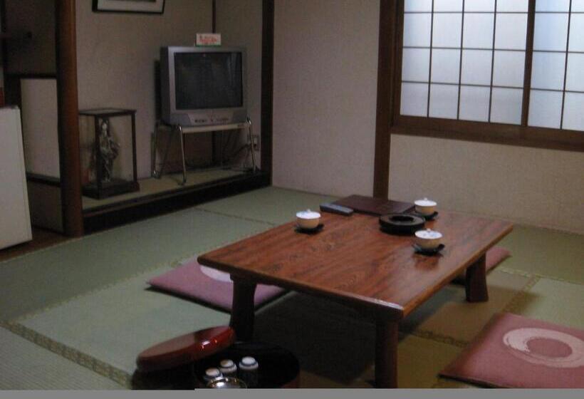 Pokój Standard Wspólna Łazienka, Nihonkan