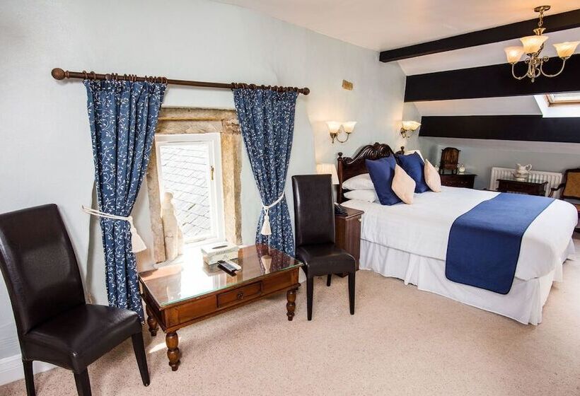 高级大房间, The Old Bell Inn