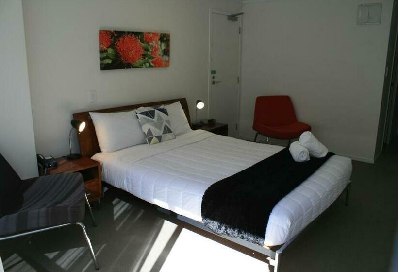 스탠다드 스튜디오, Atlas Suites And Apartments