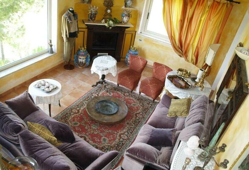 Номер Стандарт, Ciuci S Manor