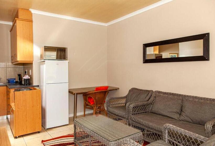 スイート, 80 Kendal Guest House