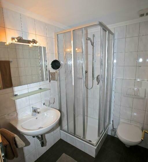 标准间, Seeapart Pöder