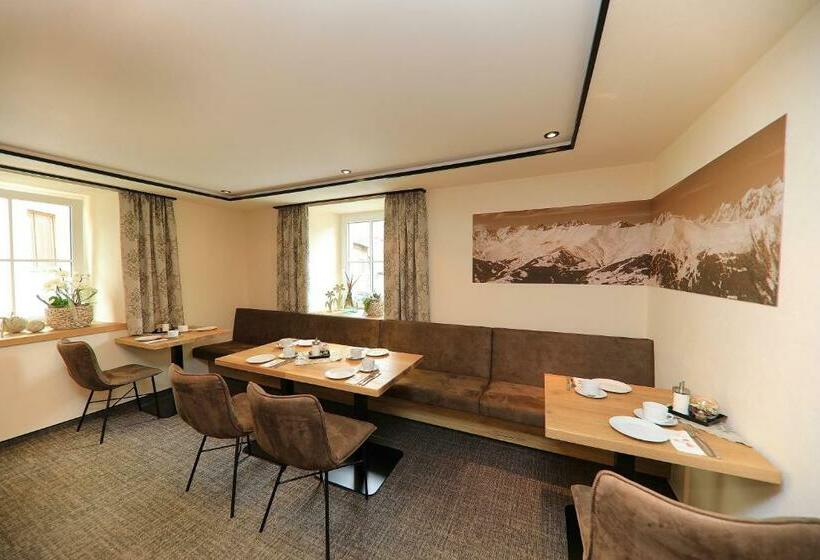 标准间, Seeapart Pöder