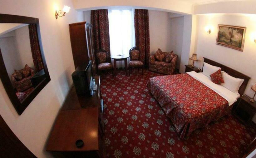 غرفة قياسية فردية, Vila Royal