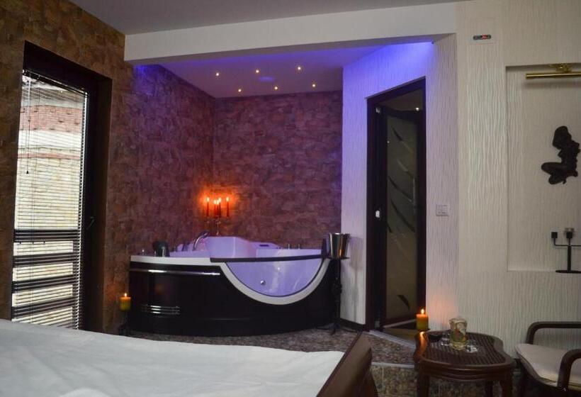 デラックスルーム, Pension Casa Wenge