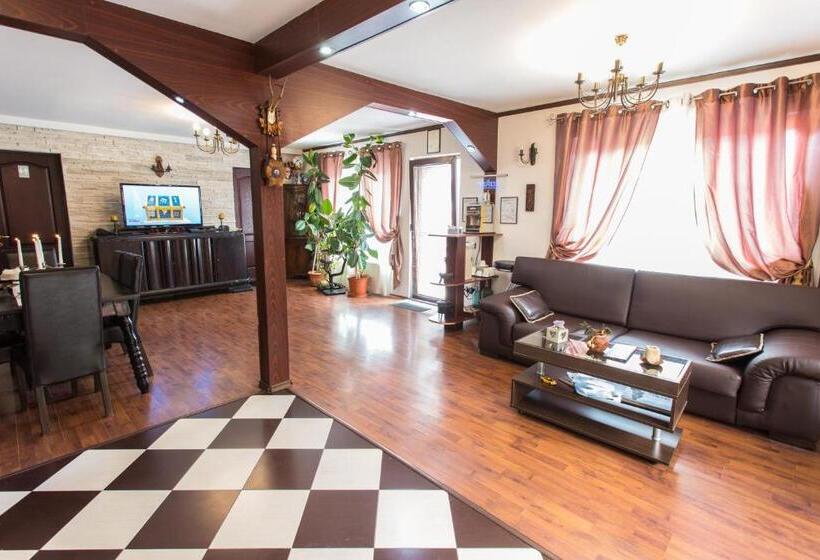 4ベッドルームハウス, Pension Casa Wenge