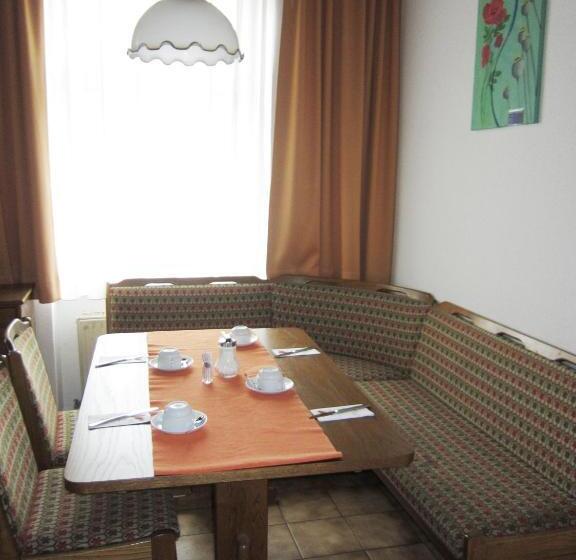 آپارتمان 1 خوابه, Pension Elisabeth