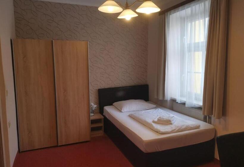 חדר אקונומי יחיד, Pension Elisabeth