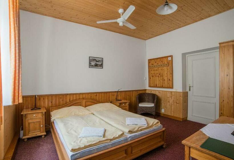 标准间, Pension Herman