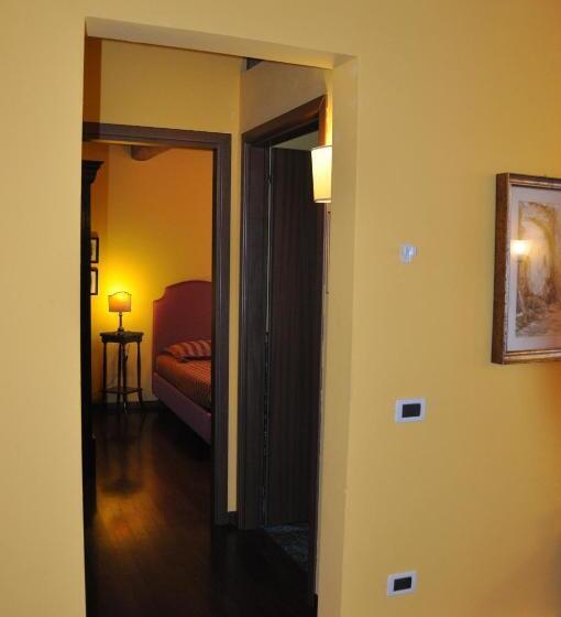 اتاق لوکس, Piazza Nova Guest House