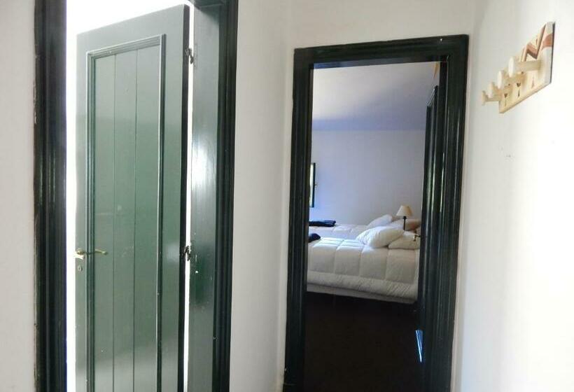 غرفة عائلية, Fortin De Santa Rosa