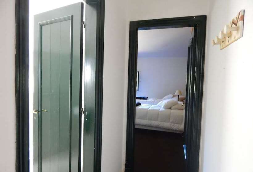 غرفة عائلية, Fortin De Santa Rosa