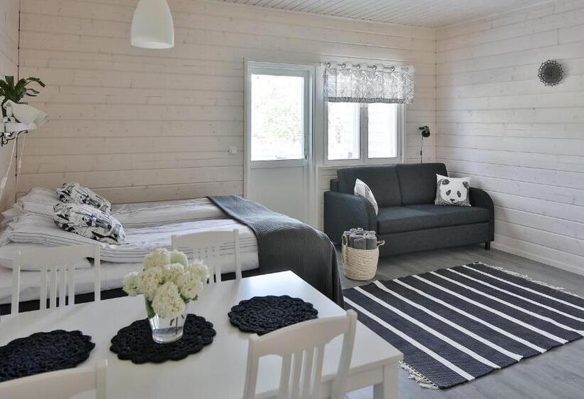 חדר משפחתי, Valkeisen Loma