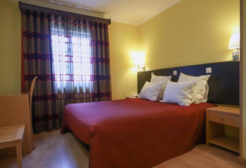 Номер Стандарт, Hospedaria Robalo
