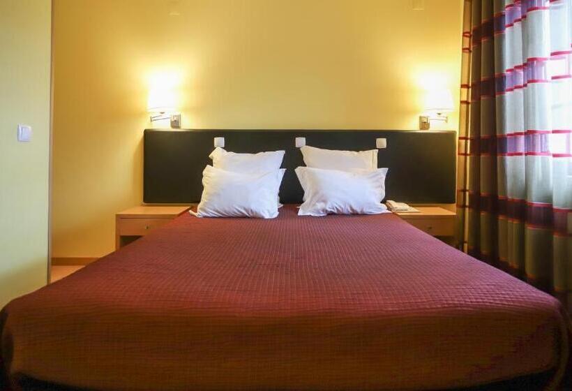 标准间, Hospedaria Robalo