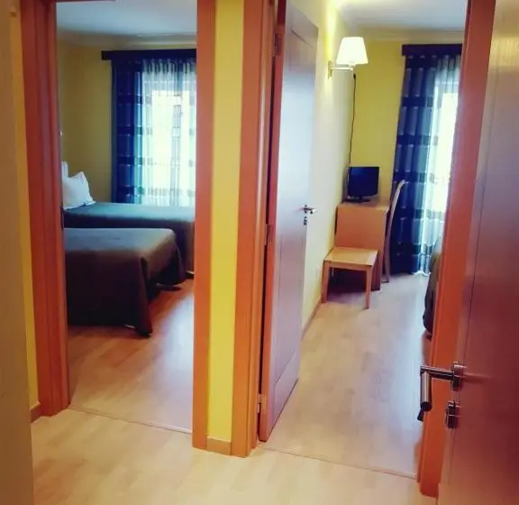 スタンダード４人部屋, Hospedaria Robalo