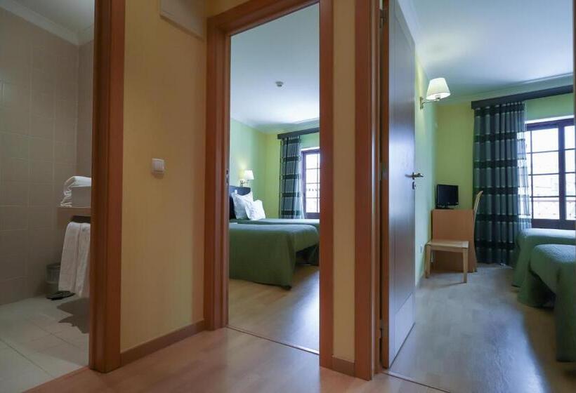 四人标准间, Hospedaria Robalo