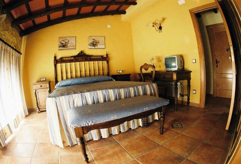 غرفة قياسية, Mas La Trampa