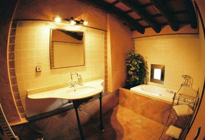 غرفة قياسية, Mas La Trampa