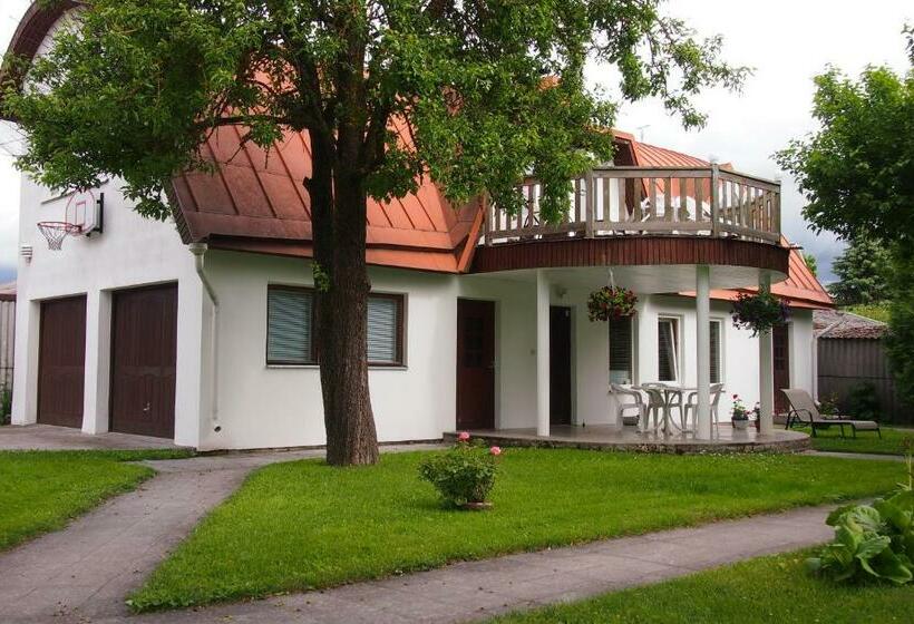 اتاق استاندارد, Männi Guesthouse