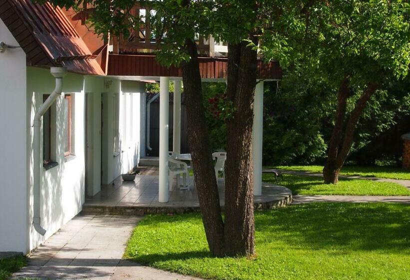 اتاق استاندارد, Männi Guesthouse