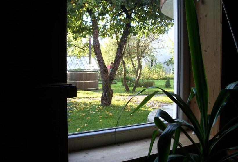 اتاق استاندارد, Männi Guesthouse