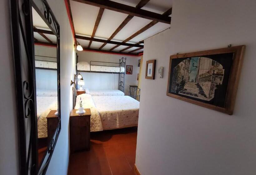 חדר קלאסי לארבעה, Casale Dei Gelsi