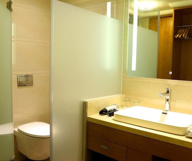 高级客房, Courtyard By Marriott Madurai