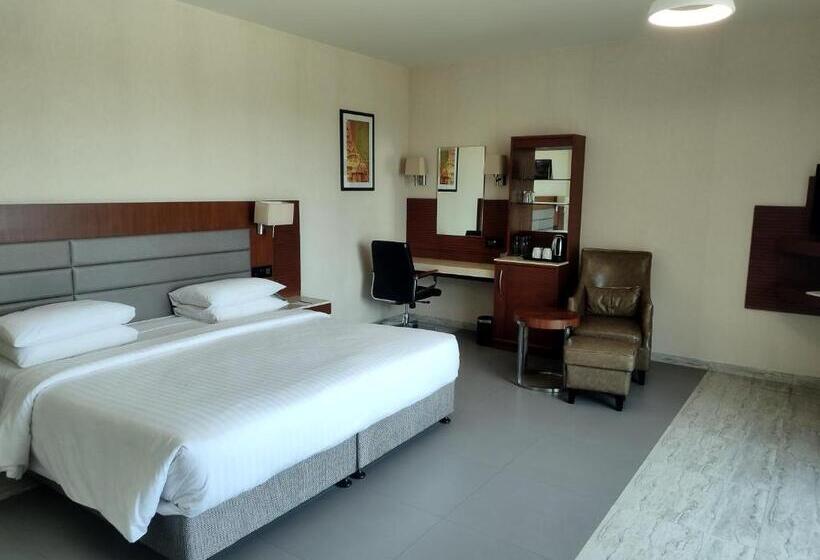 اتاق دلوکس با تخت کینگ و چشمانداز شهر, Courtyard By Marriott Madurai