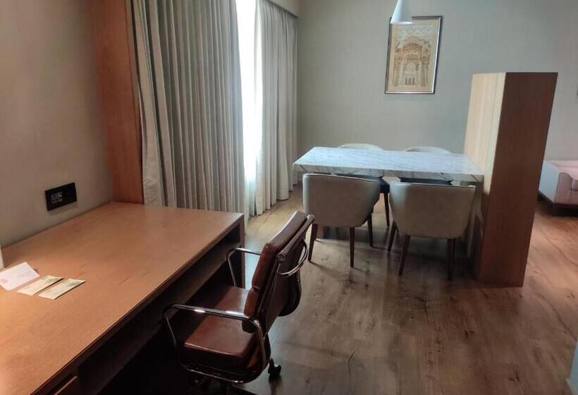 سوئیت با تخت بزرگ, Courtyard By Marriott Madurai