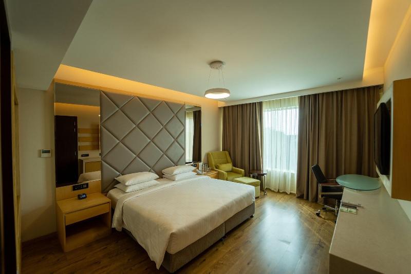 سوئیت با تخت بزرگ, Courtyard By Marriott Madurai