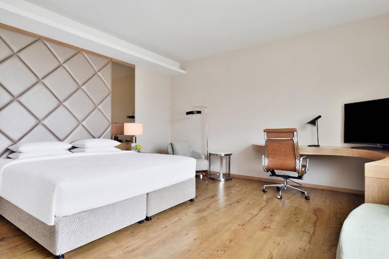 سوئیت با تخت بزرگ, Courtyard By Marriott Madurai