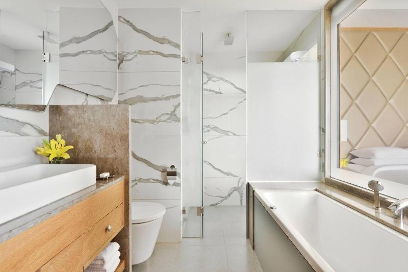 سوئیت با تخت بزرگ, Courtyard By Marriott Madurai