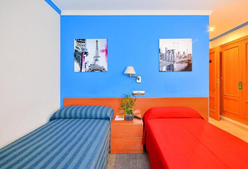 غرفة قياسية, Hostal Apolo Trece