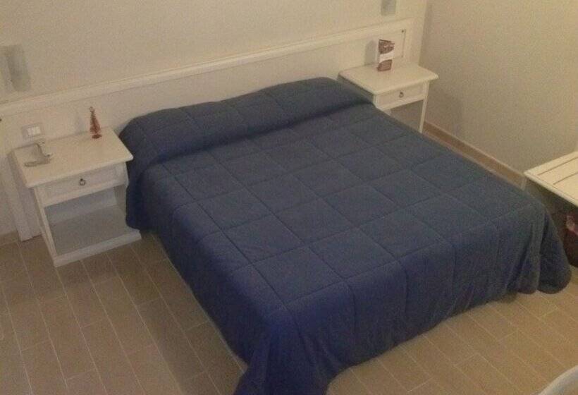 Номер Стандарт, La Chioccia