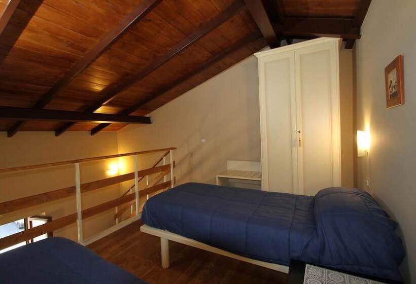 Номер Стандарт Трехместный, La Chioccia