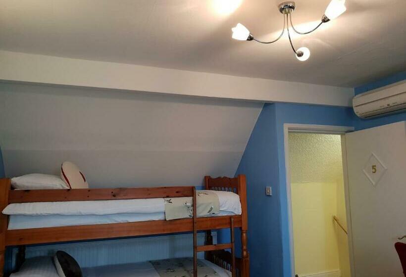 Семейный Номер, Meadowsway Guesthouse  Uttoxeter