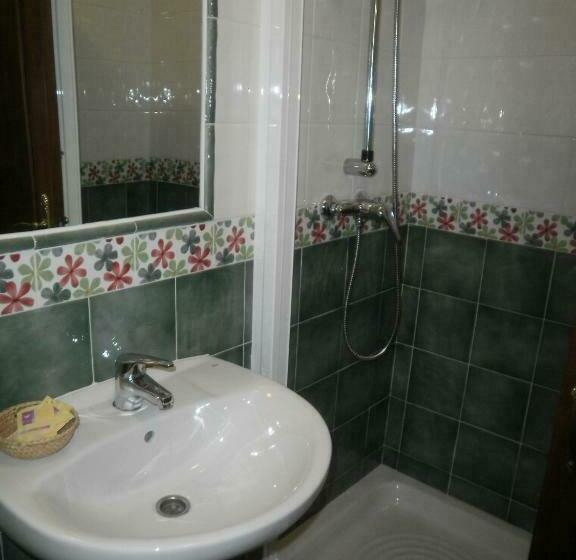 Номер Стандарт, Pensión Venta Julián Hca01134