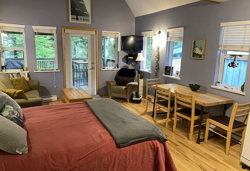 带观景的标准工作室, Reef Point Cottages