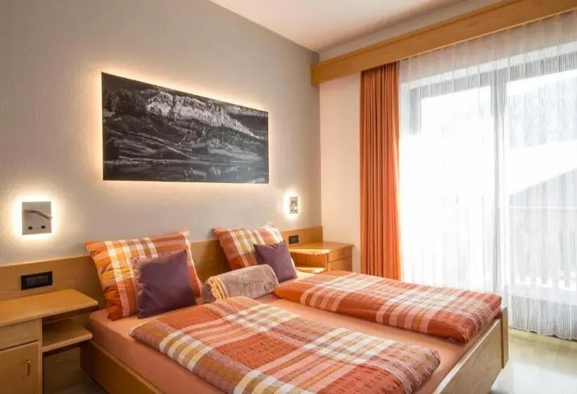 Standard-studio Parveke, Residence Sas Vanna